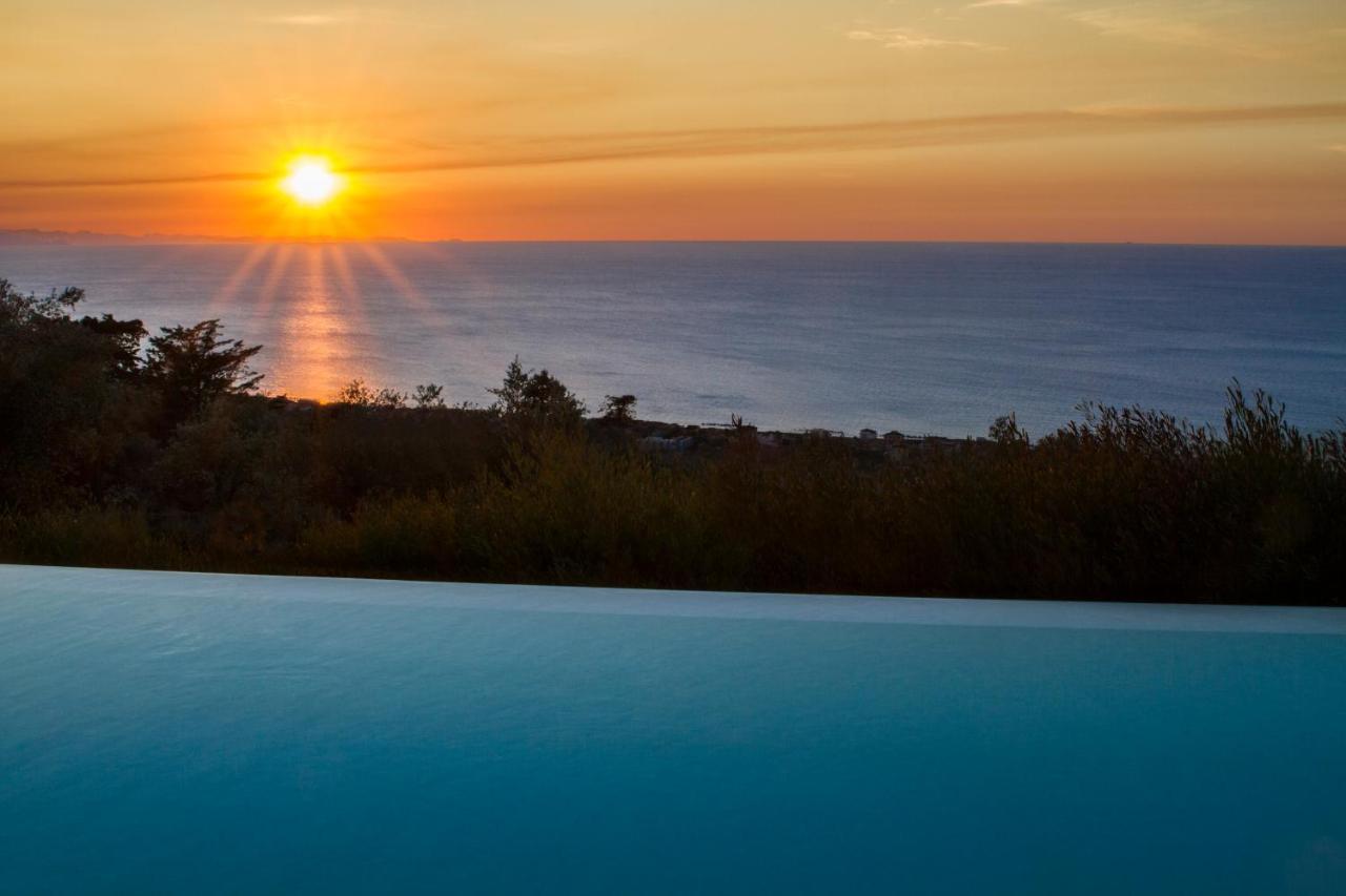 Villa Laura Capo dʼOrlando Esterno foto