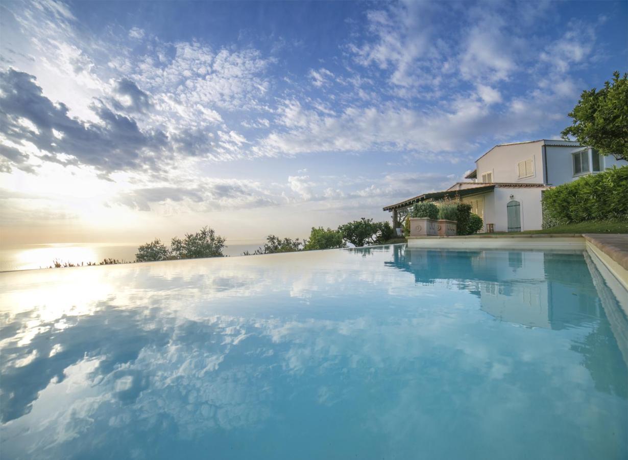 Villa Laura Capo dʼOrlando Esterno foto
