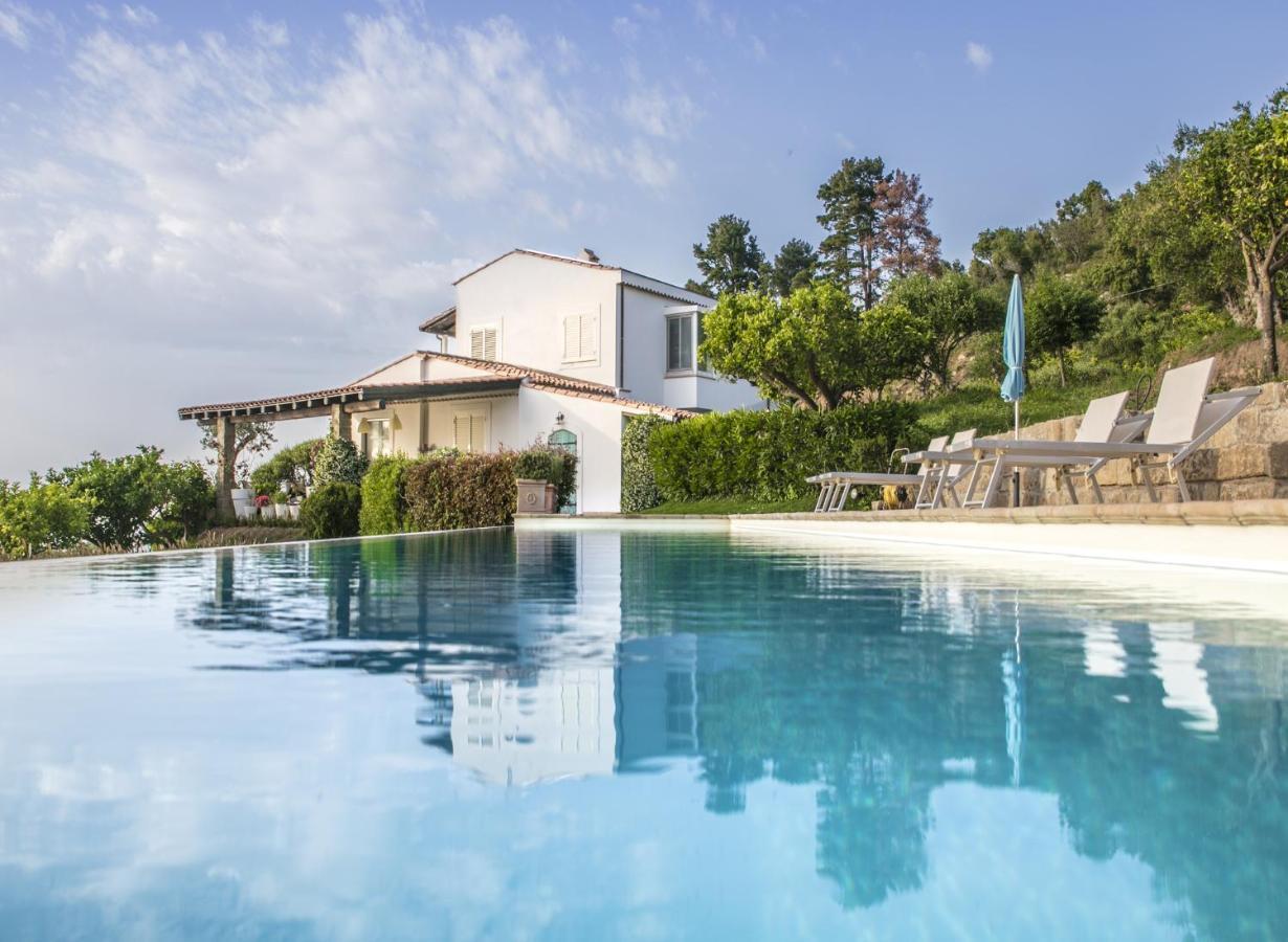 Villa Laura Capo dʼOrlando Esterno foto